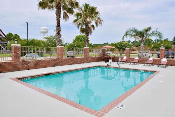 Best Western Plaquemine Inn image 7